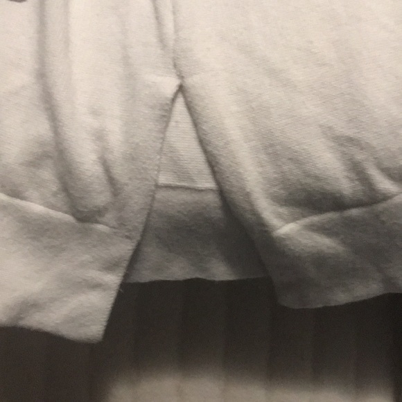 Isaac Mizrahi tunic length sweater. Large. Gray and yellow floral print. - Picture 5 of 8